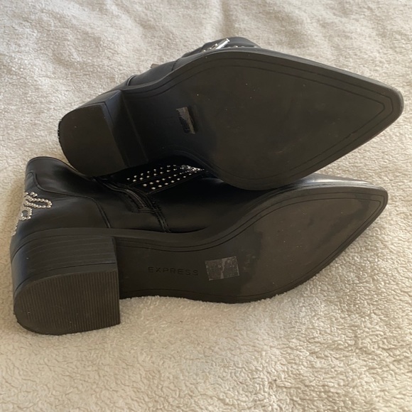 Express Booties - Picture 3 of 6